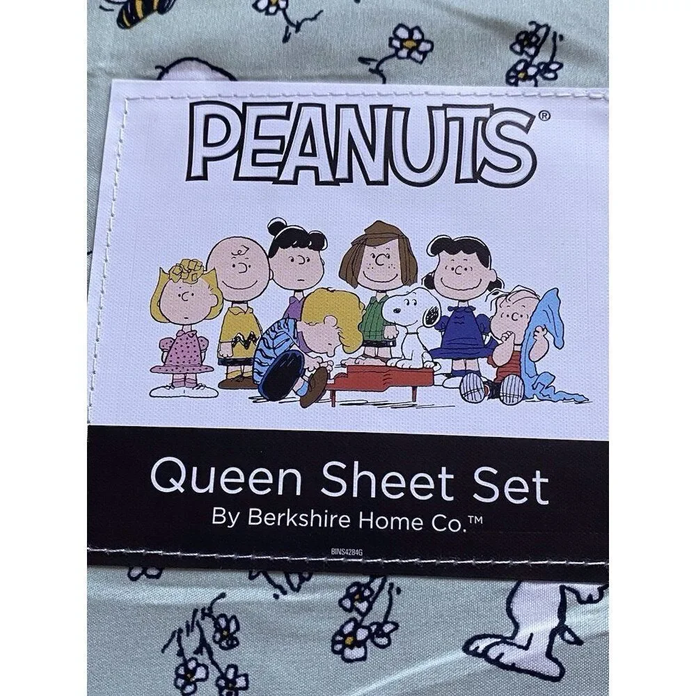 Peanuts Snoopy Spring‎ Bees Flowers Floral QUEEN Sz Sheet Set Soft Green NEW